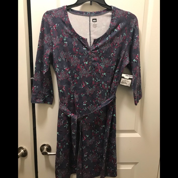 REI Dresses & Skirts - Cute floral REI Dress NWT